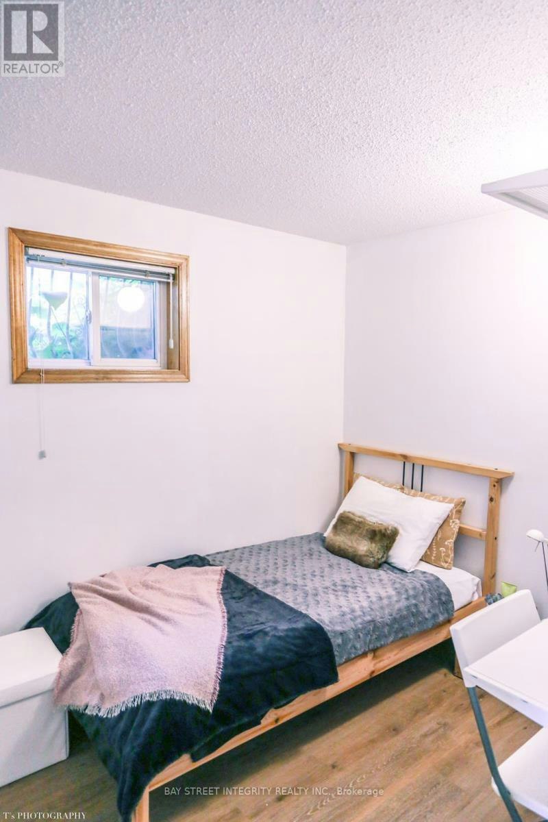 4011 Bishopstoke Lane, Mississauga, ON, L4Z 1H9 - 15