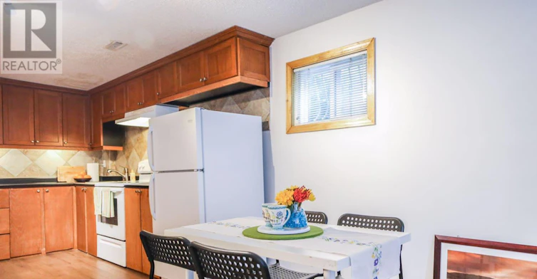 4011 Bishopstoke Lane, Mississauga, ON, L4Z 1H9 - 2