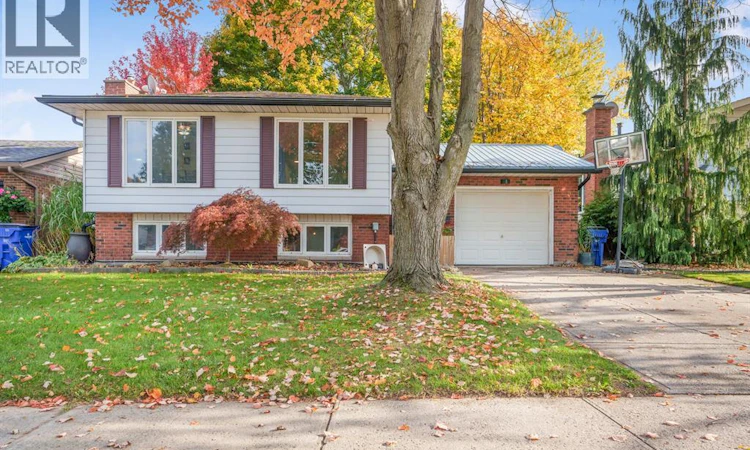 11 Duff Crescent