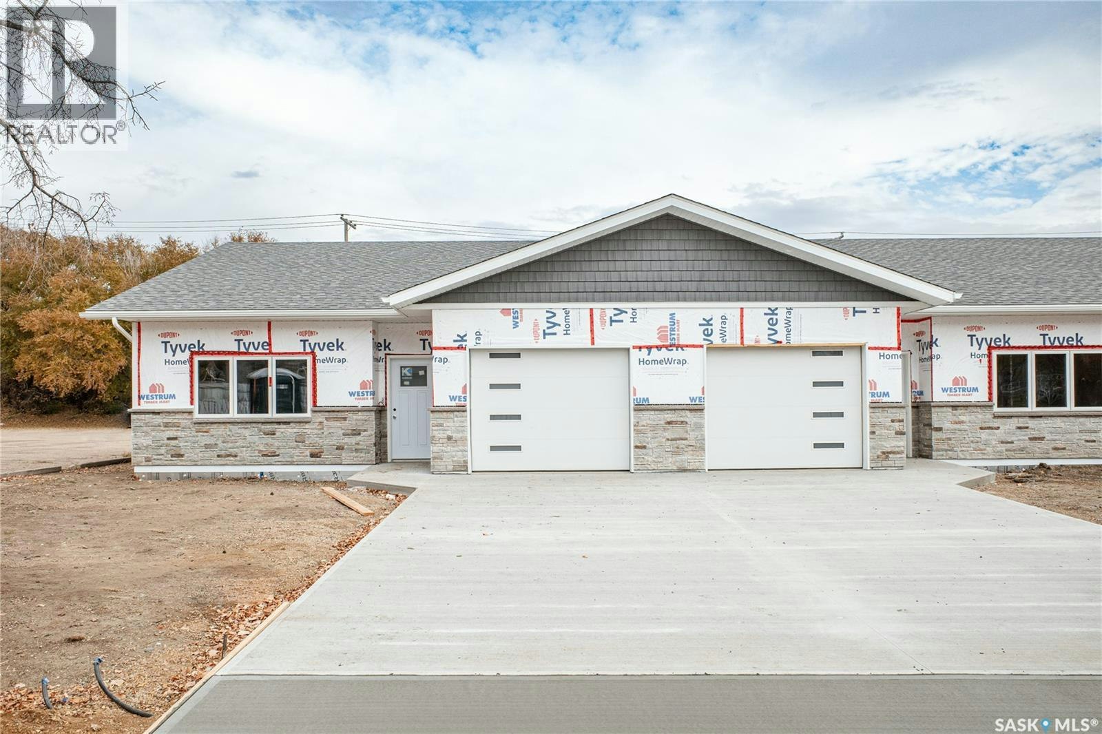 5-129 3rd Avenue NE, Moose Jaw, SK, S6H 8A9