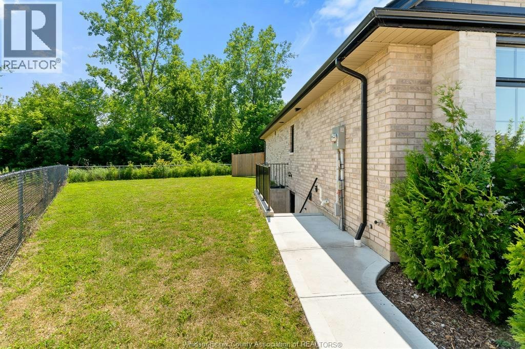 B (LOWER-261 Livingstone Crescent, Amherstburg, ON, N9V 0H1 - 3