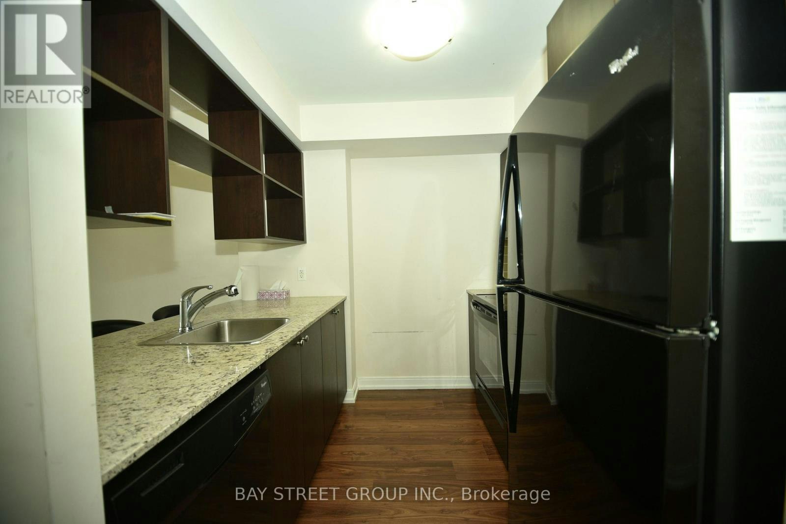 2511-181 Village Green Square W, Toronto, ON, M1S 0K6 - 2
