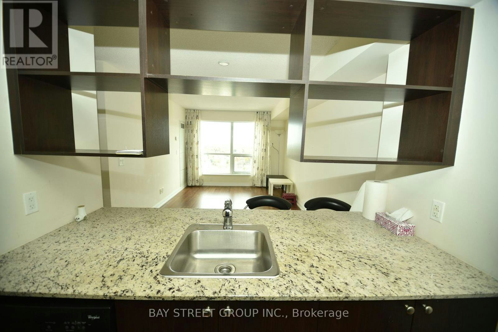 2511-181 Village Green Square W, Toronto, ON, M1S 0K6 - 3