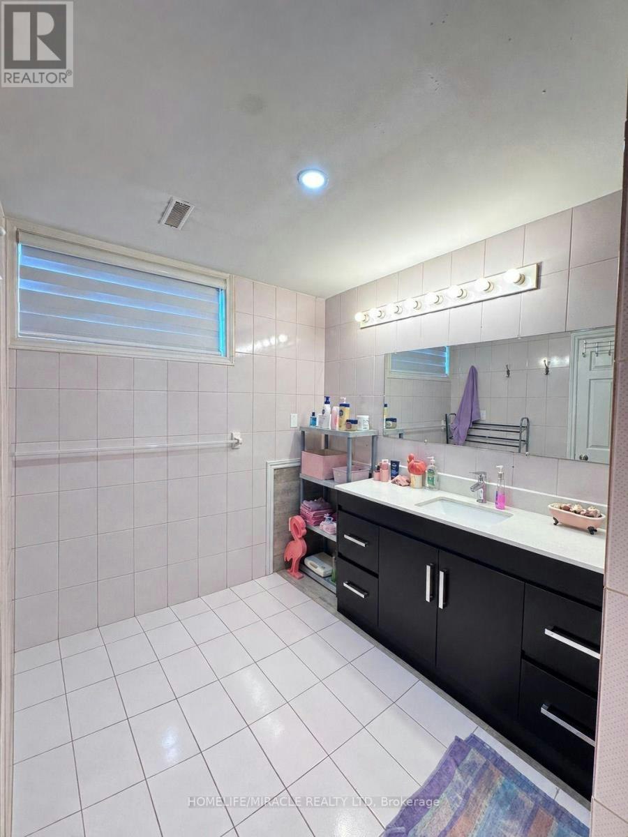 BSMT-8 Keeleview Court, Vaughan, ON, L4K 2A7 - 18