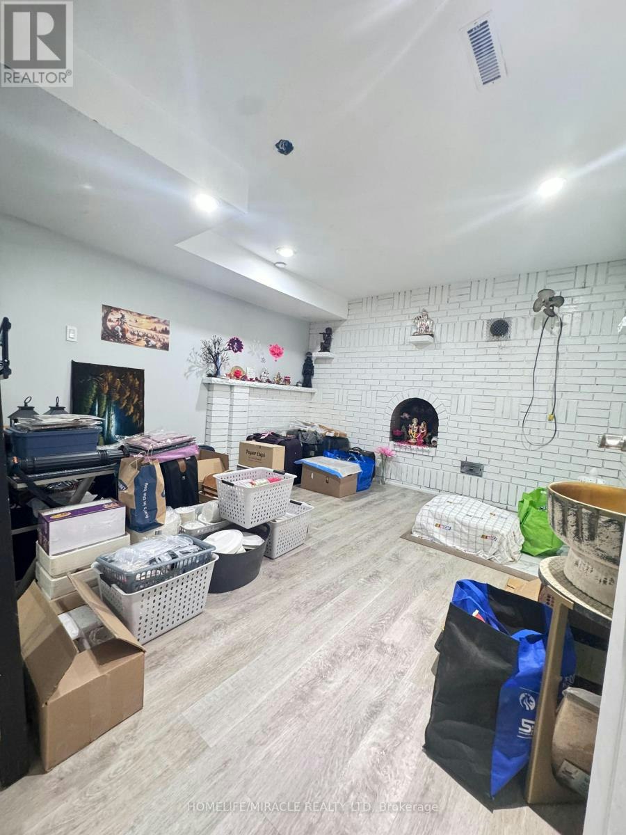 BSMT-8 Keeleview Court, Vaughan, ON, L4K 2A7 - 13
