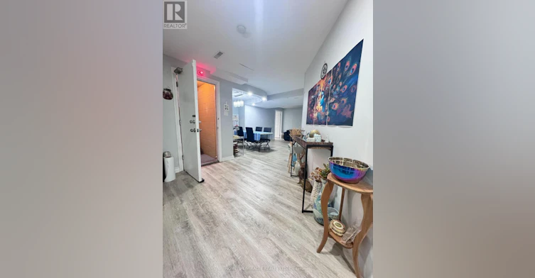 BSMT-8 Keeleview Court, Vaughan, ON, L4K 2A7 - 12