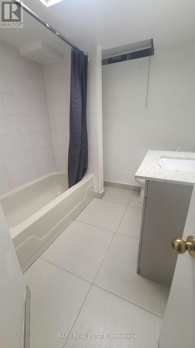 BASEMENT-42 Fordcombe Crescent, Markham, ON, L3R 3E8 - 3