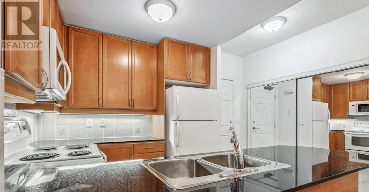 103-350 Princess Royal Drive, Mississauga, ON, L5B 4N1 - 4