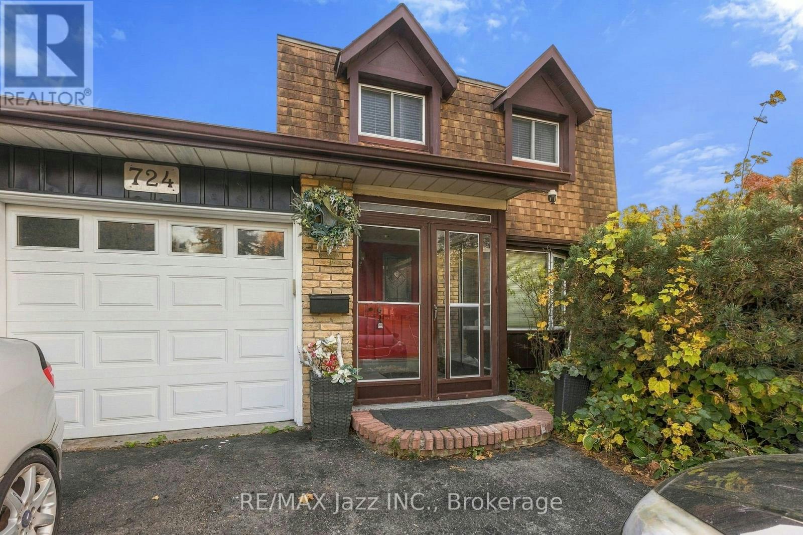 724 Galahad Drive, Oshawa, ON, L1K 1M2