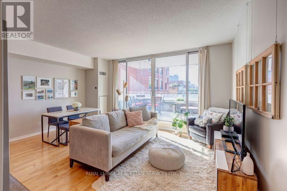 210-301 Markham Street, Toronto, ON, M6J 3X2 - 5