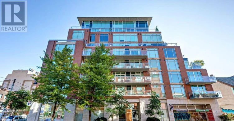 210-301 Markham Street, Toronto, ON, M6J 3X2 - 2