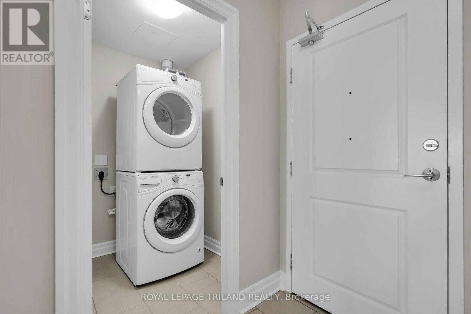 801-260 Villagewalk Boulevard, London, ON, N6G 0W6 - 28