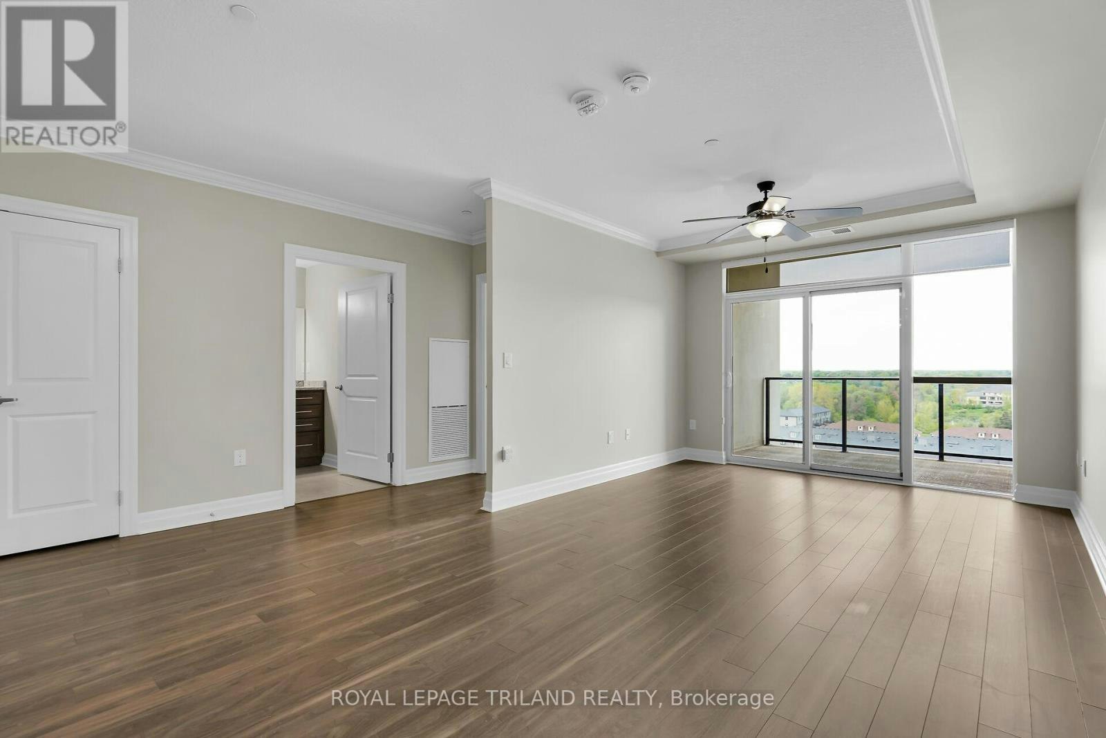 801-260 Villagewalk Boulevard, London, ON, N6G 0W6 - 12