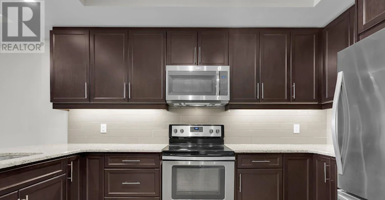 801-260 Villagewalk Boulevard, London, ON, N6G 0W6 - 7