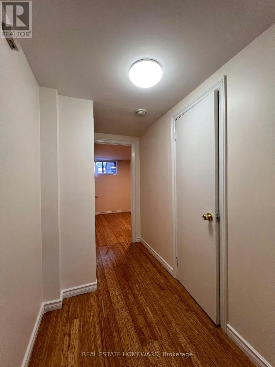 BSMT 1-22 Amberley Drive, Toronto, ON, M1R 4K3 - 16