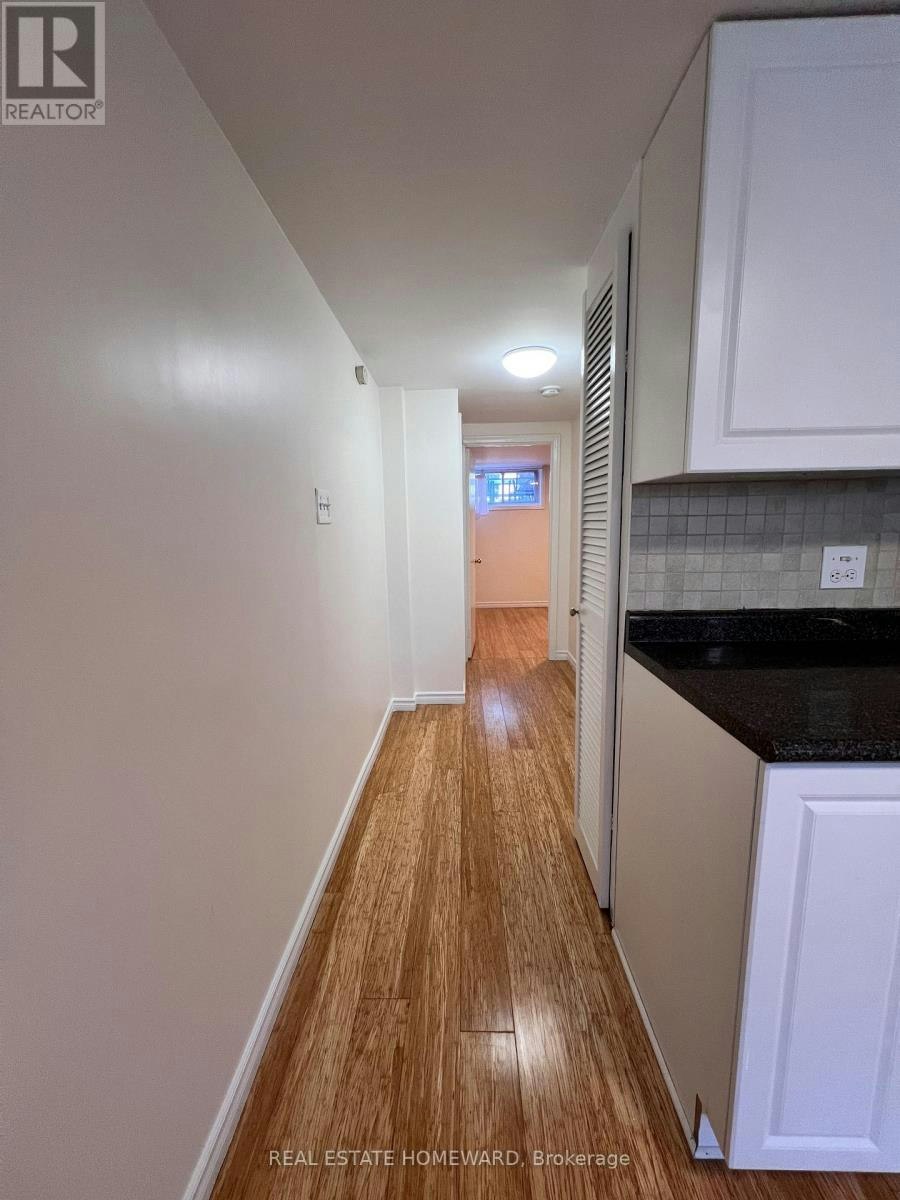 BSMT 1-22 Amberley Drive, Toronto, ON, M1R 4K3 - 14