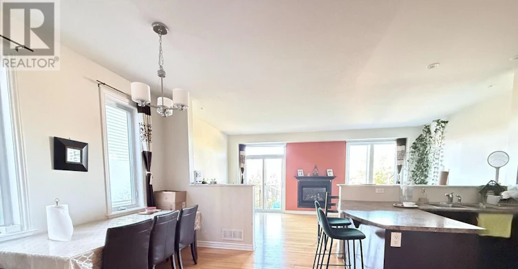 160 Flat Sedge Crescent, Ottawa, ON, K1T 0G9 - 12
