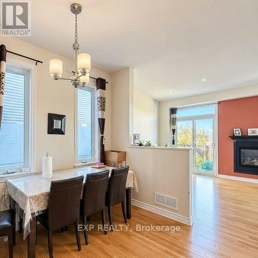 160 Flat Sedge Crescent, Ottawa, ON, K1T 0G9 - 5