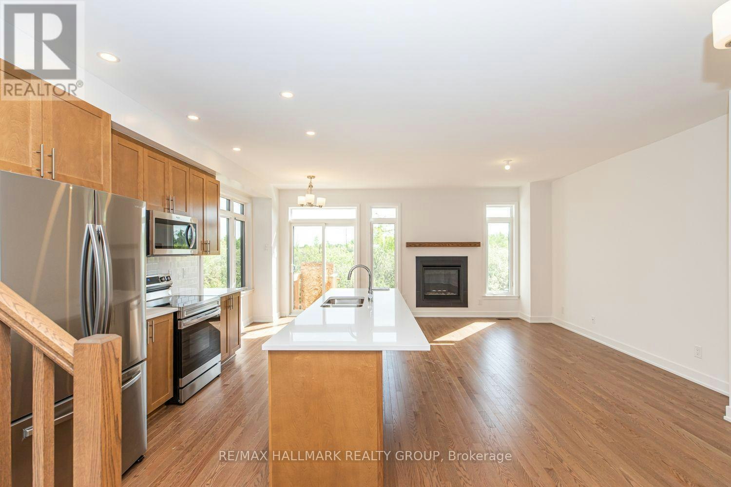 57 Nettle Crescent, Ottawa, ON, K1T 0W9 - 4