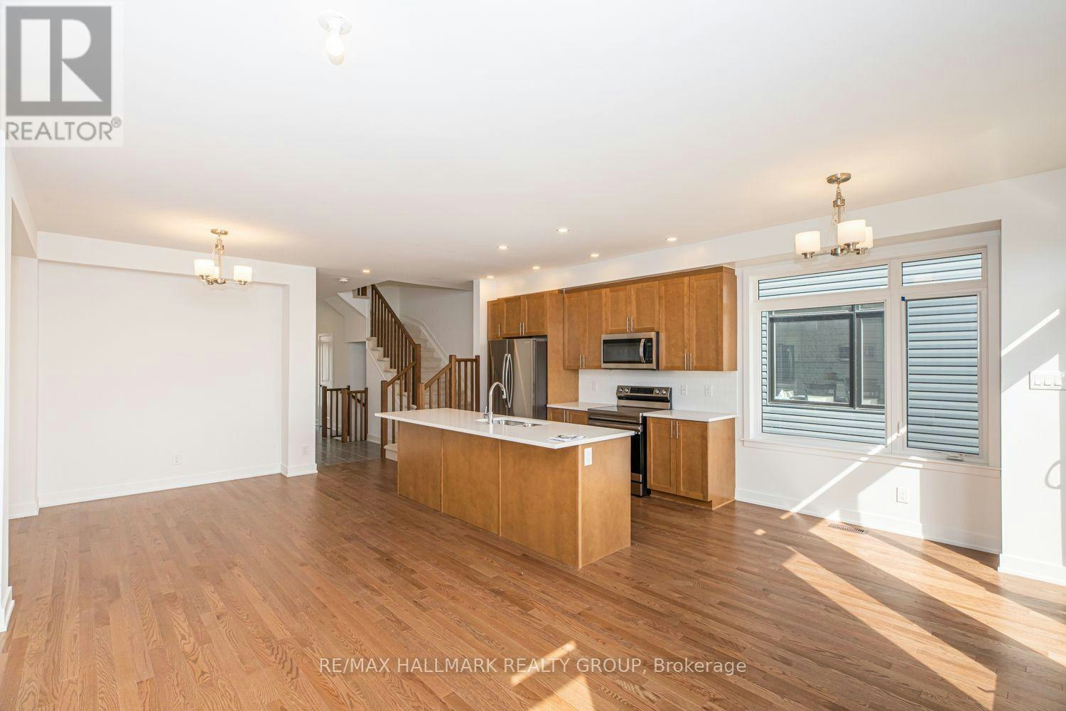 57 Nettle Crescent, Ottawa, ON, K1T 0W9 - 9