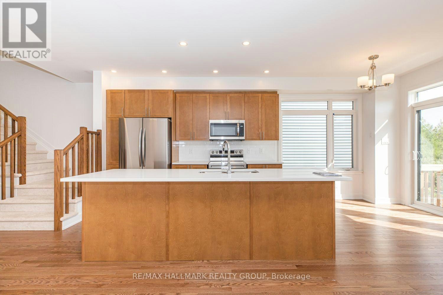 57 Nettle Crescent, Ottawa, ON, K1T 0W9 - 10