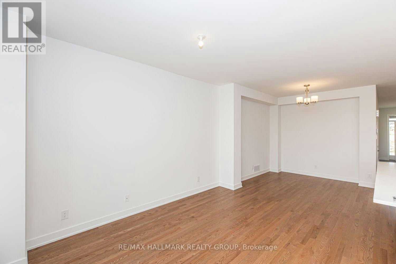 57 Nettle Crescent, Ottawa, ON, K1T 0W9 - 8