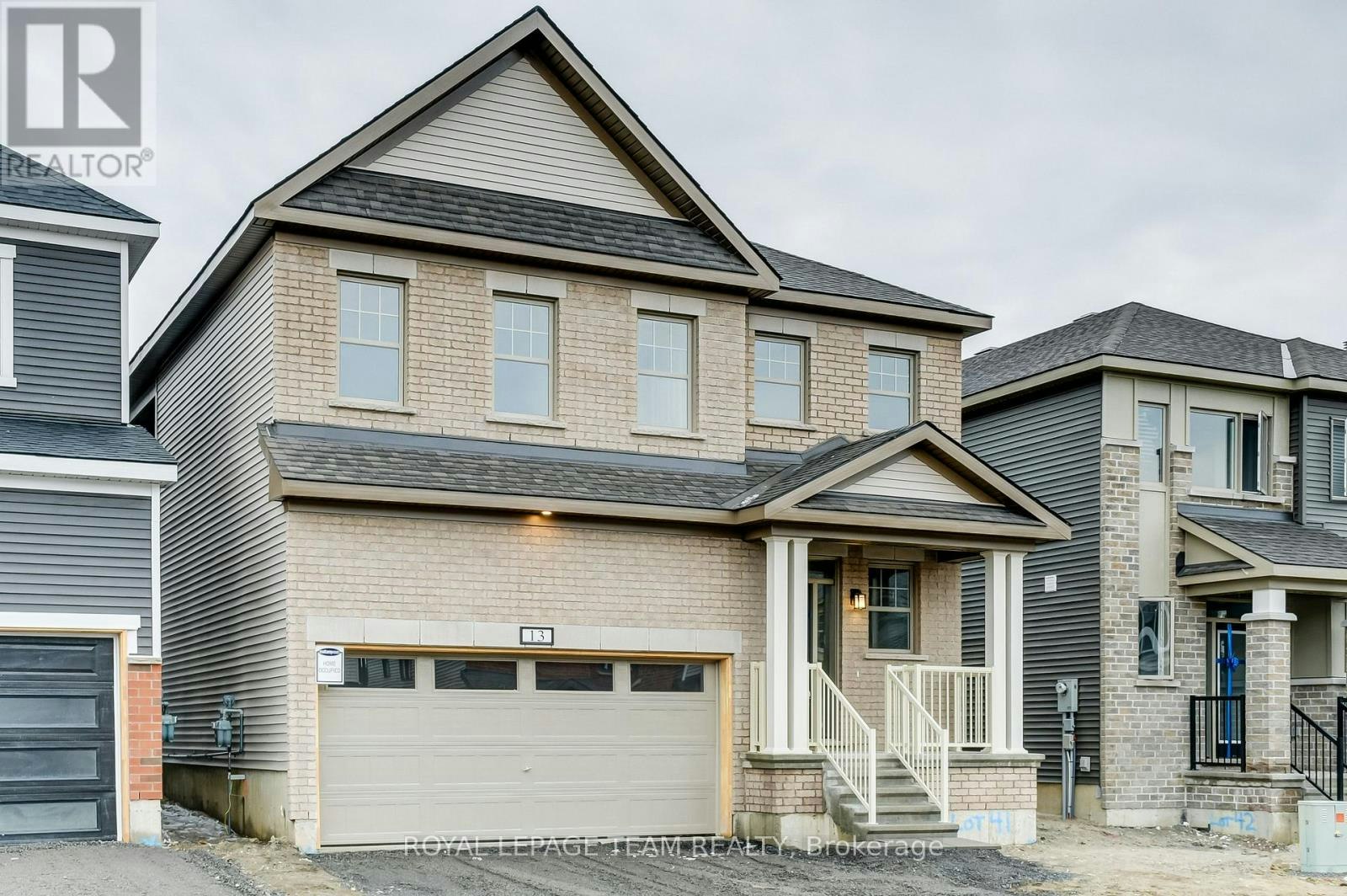 13 Racemose Street, Ottawa, ON, K2J 6Z9 - 2