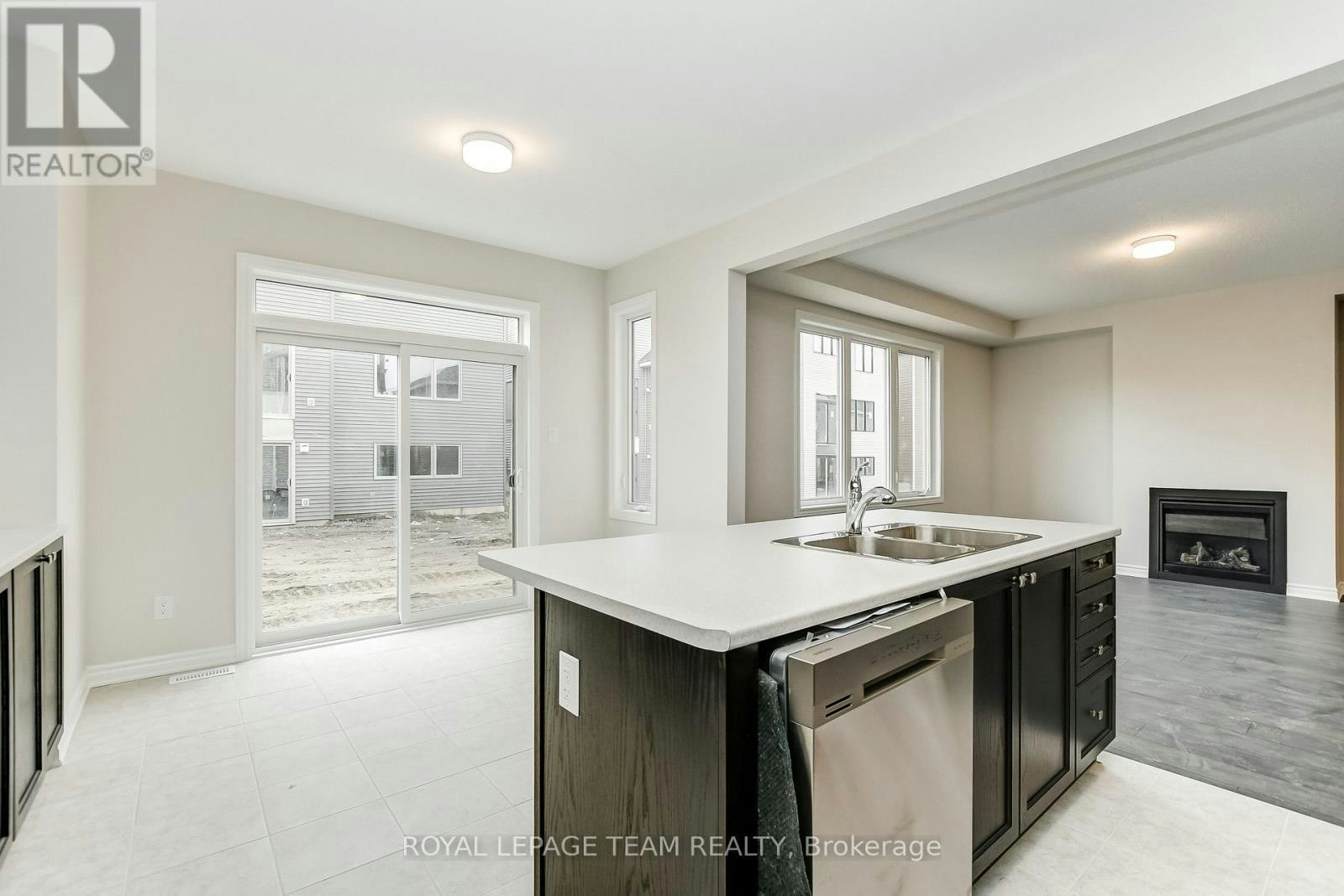 13 Racemose Street, Ottawa, ON, K2J 6Z9 - 10