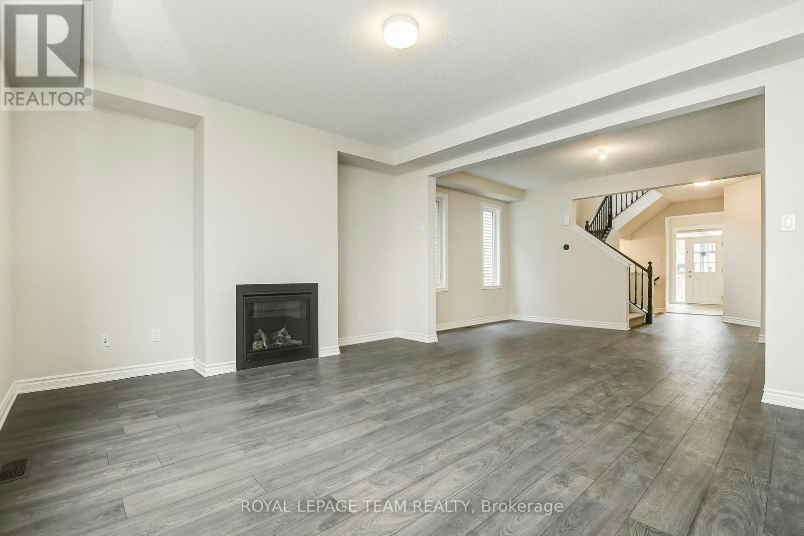 13 Racemose Street, Ottawa, ON, K2J 6Z9 - 4