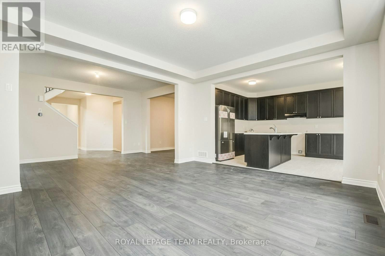 13 Racemose Street, Ottawa, ON, K2J 6Z9 - 5