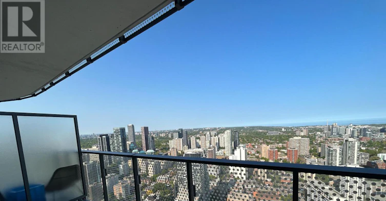 4912-11 Wellesley Street W, Toronto, ON, M4Y 1E8 - 3