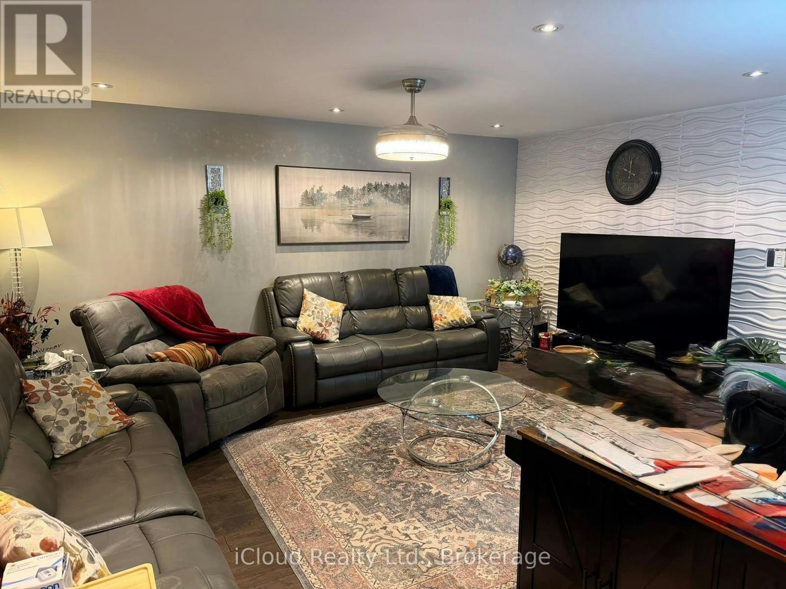 936 Hasselfeldt Heights, Milton, ON, L9T 0M5 - 8
