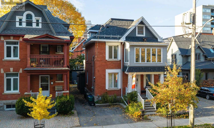 27 Argyle Avenue