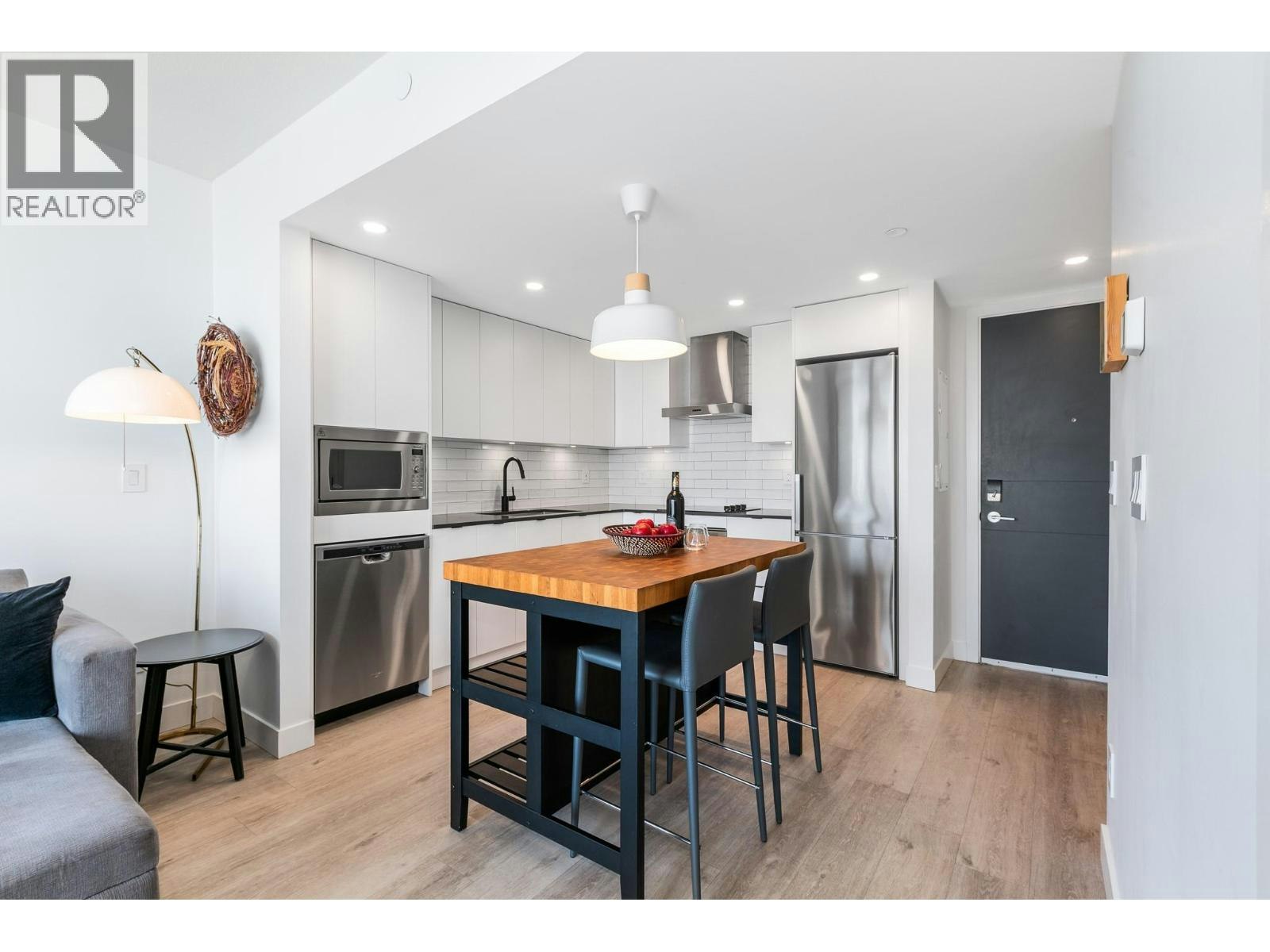 1609-1471 St Paul Street, Kelowna, BC, V1Y 2E4