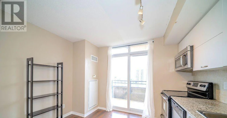1520-38 Joe Shuster Way, Toronto, ON, M6K 0A5 - 5