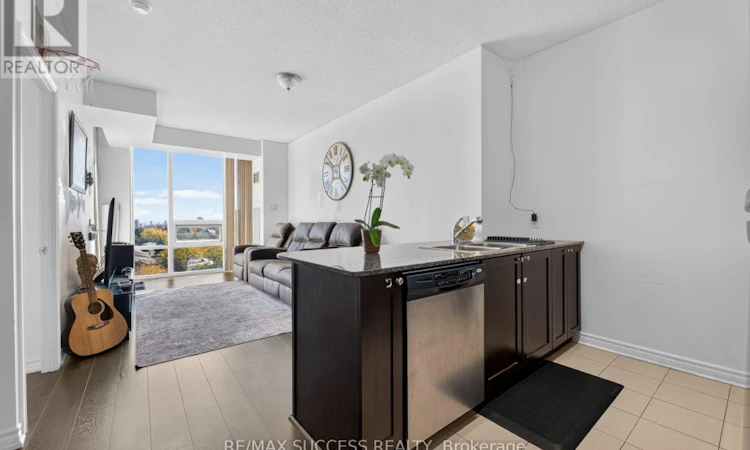 812-3525 Kariya Drive
