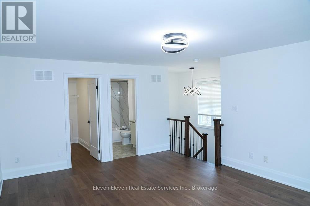 UPPER-1557 Eglinton Avenue W, Mississauga, ON, L5M 7C1 - 11