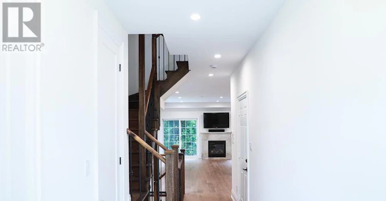 UPPER-1557 Eglinton Avenue W, Mississauga, ON, L5M 7C1 - 4