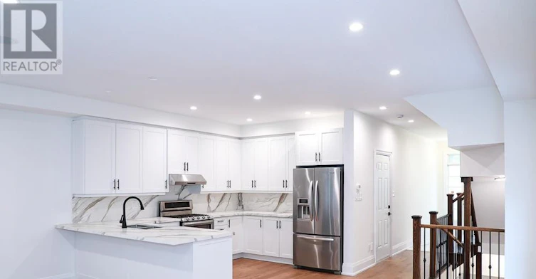 UPPER-1557 Eglinton Avenue W, Mississauga, ON, L5M 7C1 - 2