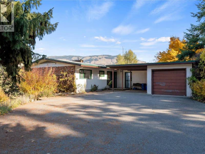 6709 Cosens Bay Road - 4