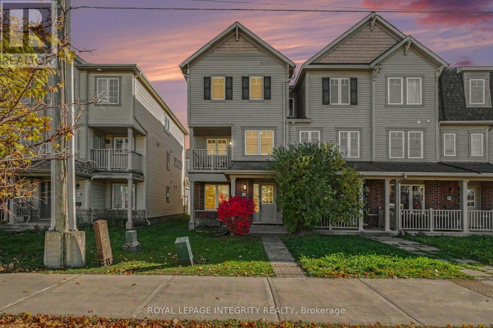 3895 Strandherd Drive, Ottawa, ON, K2J 0K1