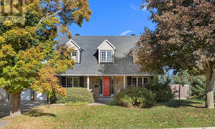 35 Wynford Avenue