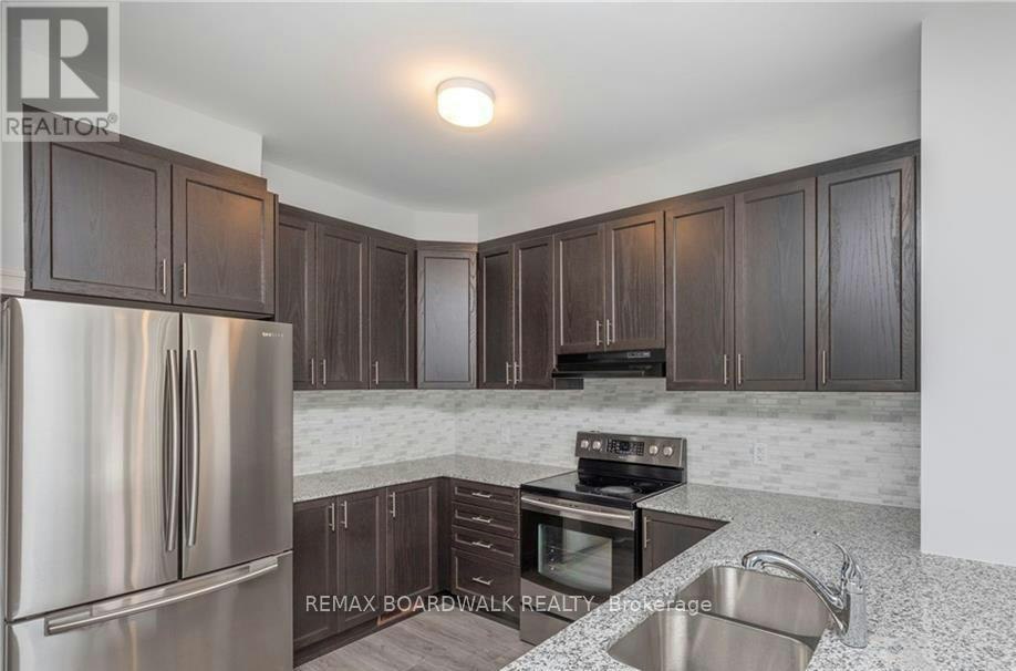 235 Anyolite Private, Ottawa, ON, K2J 7J3 - 4