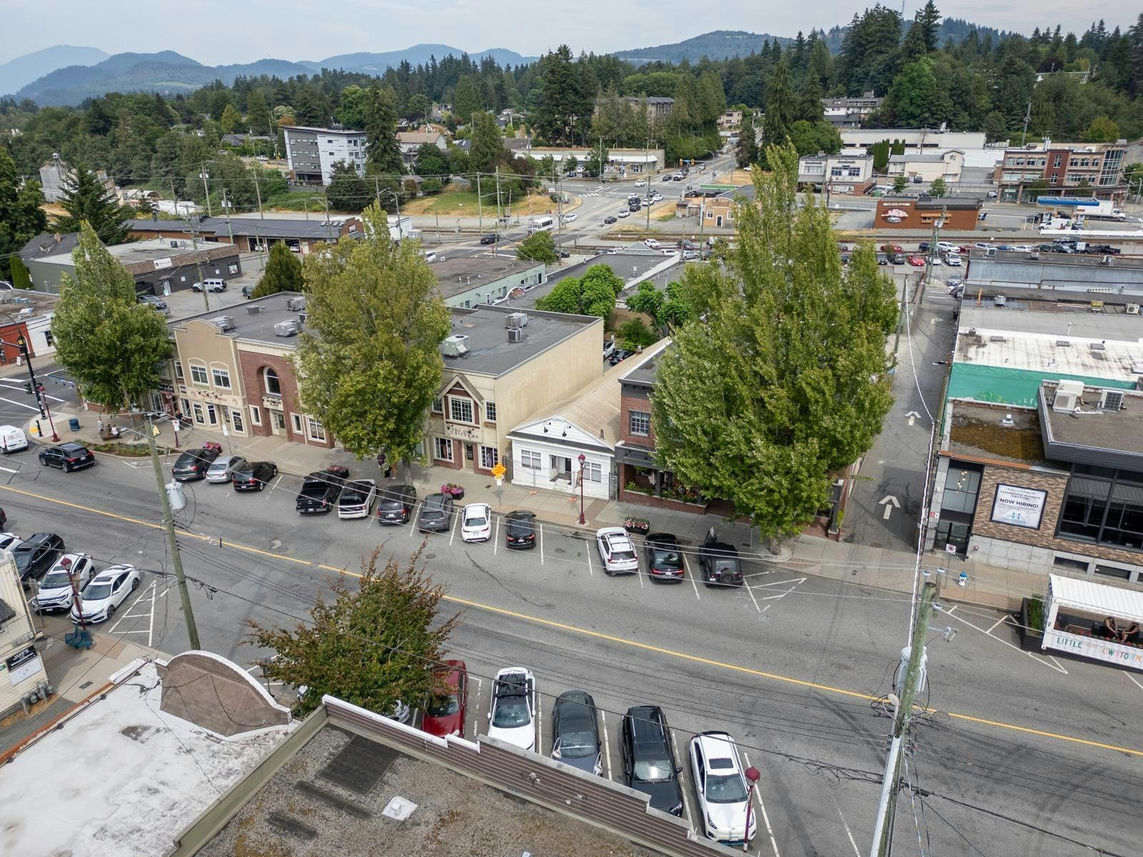 2626 Montrose Avenue - 2
