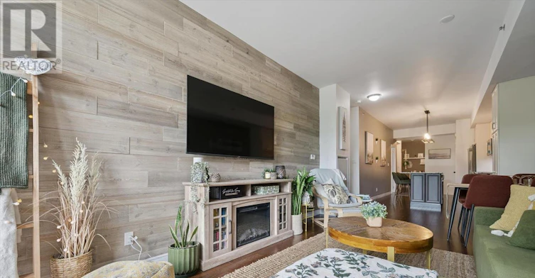 208-34 Plains Road E, Burlington, ON, L7T 0B9 - 17
