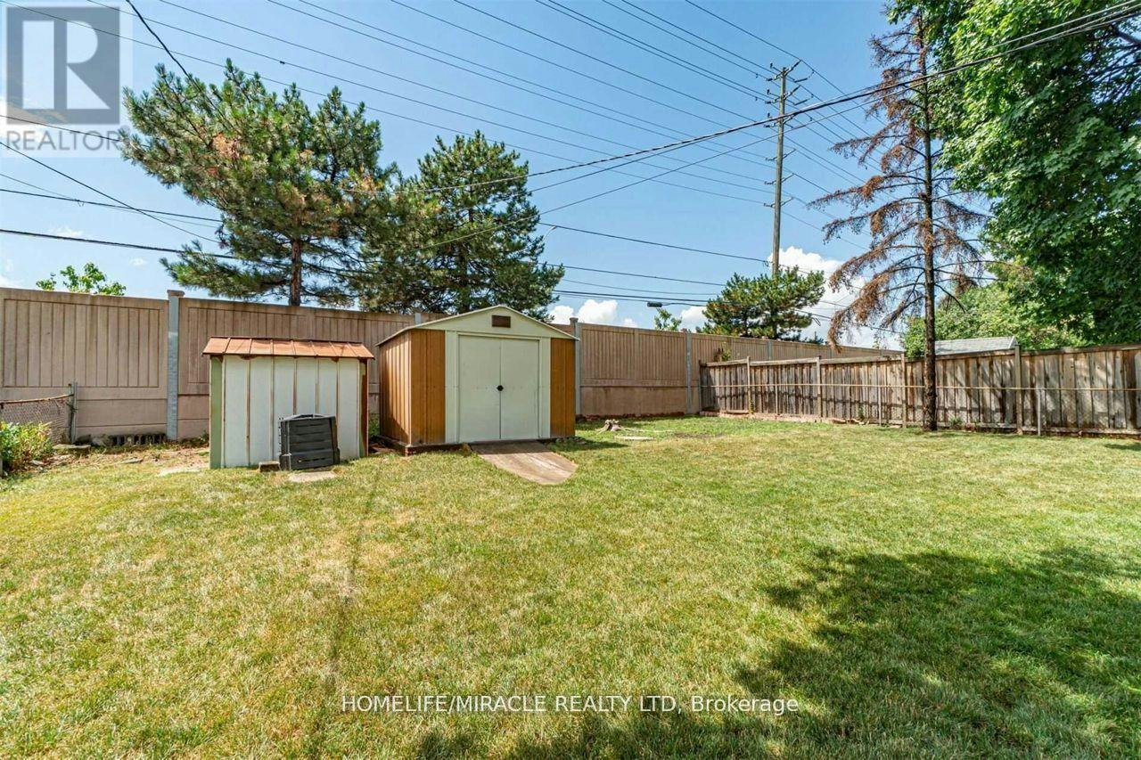 59 Brentwood Drive, Brampton, ON, L6T 1R1 - 11