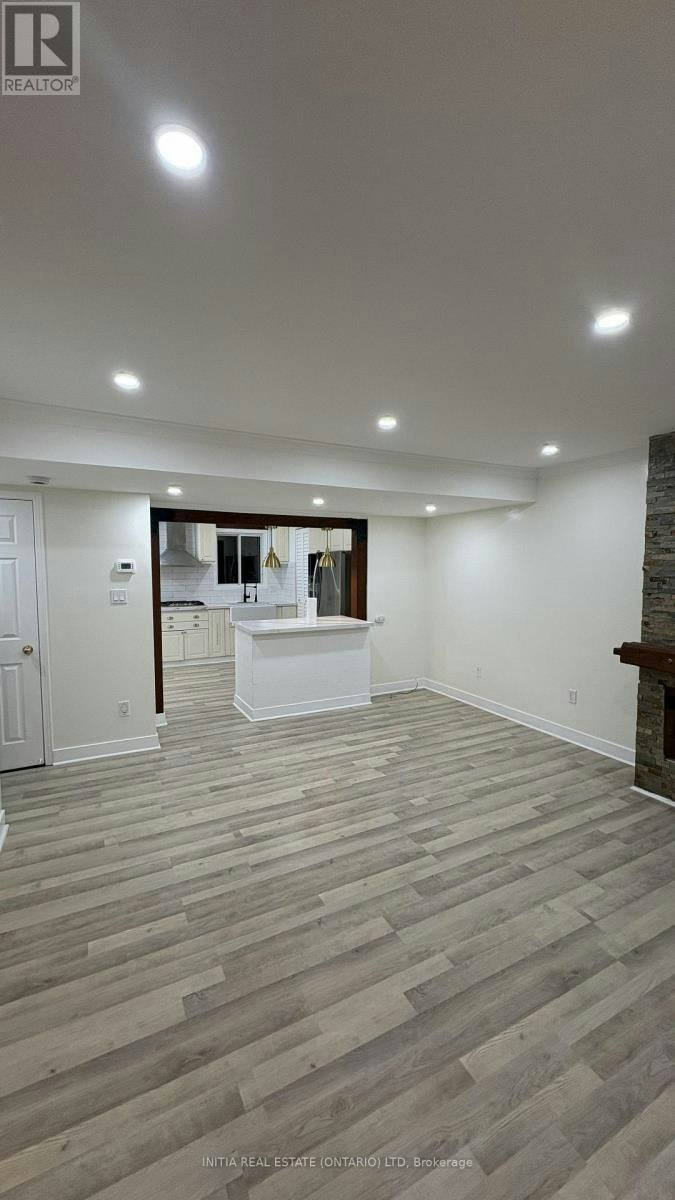 12 Daybreak Drive, London, ON, N5V 4V7 - 2