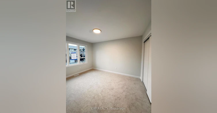 678 Moonglade Crescent, Ottawa, ON, K2J 6K3 - 6