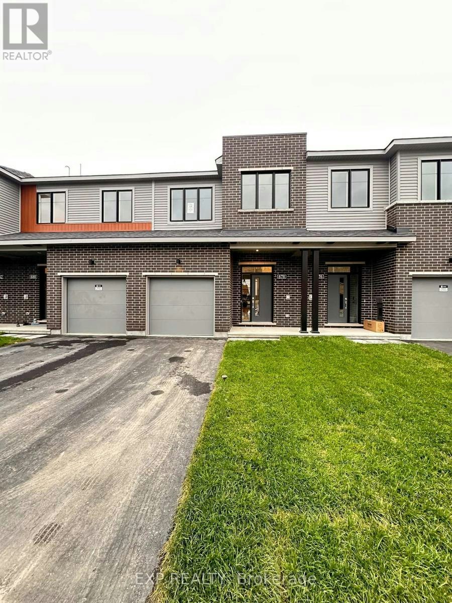 678 Moonglade Crescent, Ottawa, ON, K2J 6K3