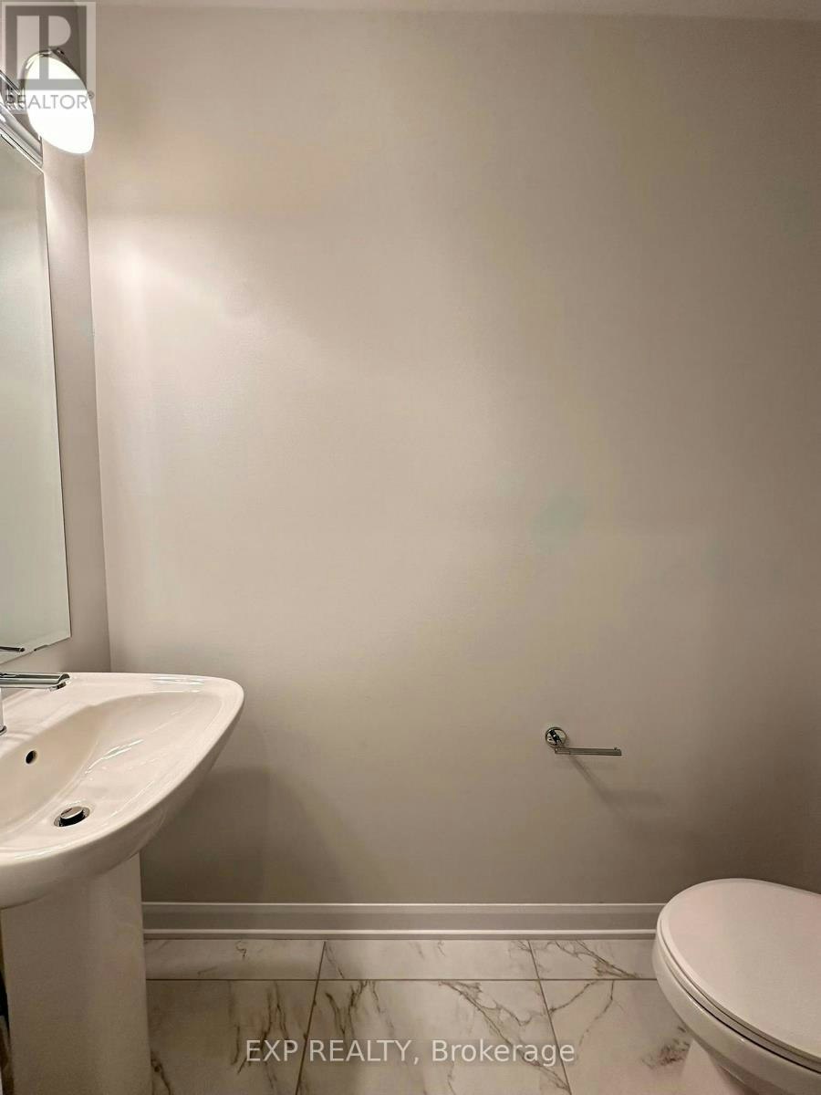 678 Moonglade Crescent, Ottawa, ON, K2J 6K3 - 7